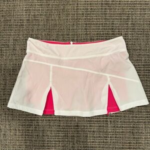 Bolle White and Pink Skorts with Breathable Design